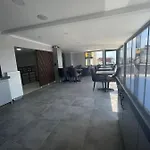 Azra Sultan & Istambul