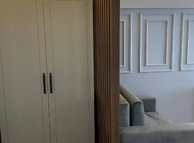 Отель Azra Sultan & 4*