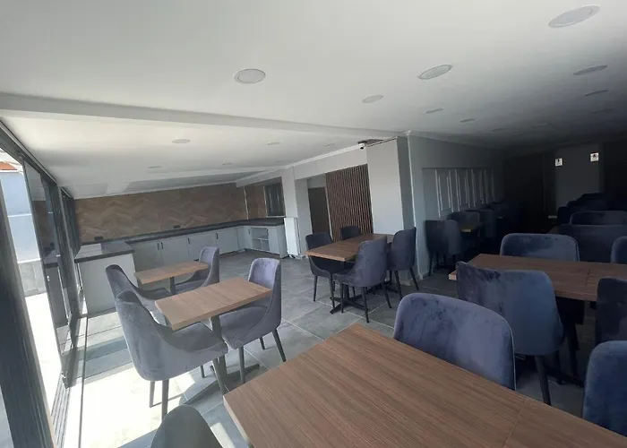 Azra Sultan & Отель