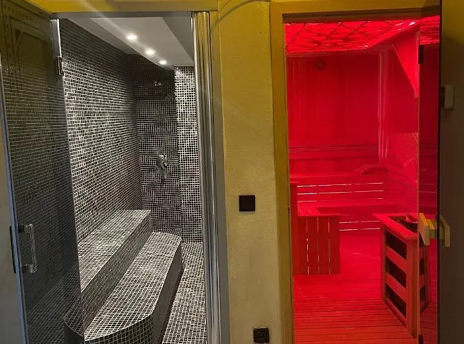 Azra Sultan & Отель