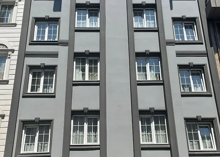 Azra Sultan & Стамбул