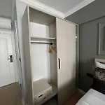 Azra Sultan & 4* Istanbul