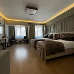 Azra Sultan & Hotel Istanbul