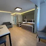 Hotel Azra Sultan & 4*