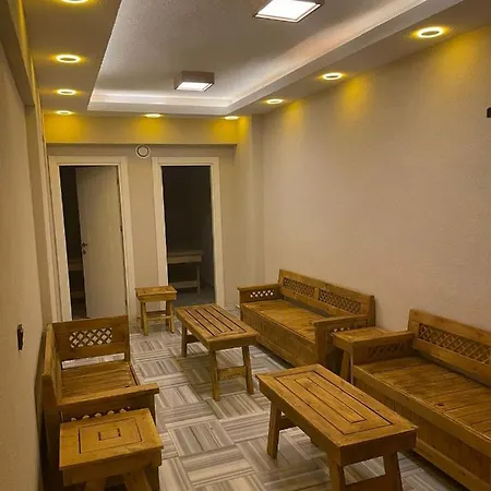 Azra Sultan & 4* Istambul